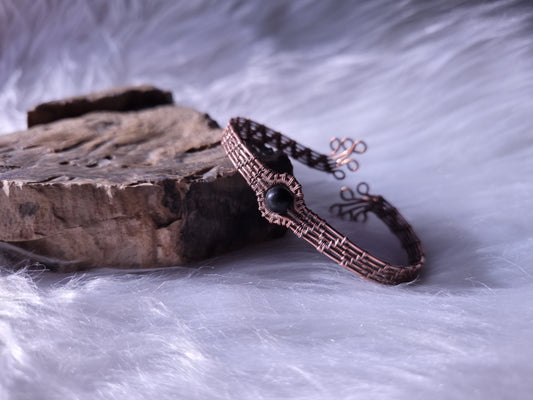 Bracelet tissé et Obsidienne (Tel que fait en direct sur Twitch)
