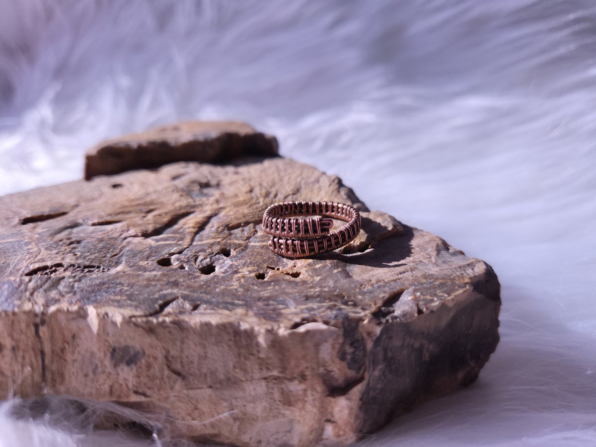 Bague ajustable en cuivre tissé (Tel que fait en direct sur Twitch)