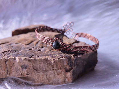 Bracelet tissé et Obsidienne (Tel que fait en direct sur Twitch)