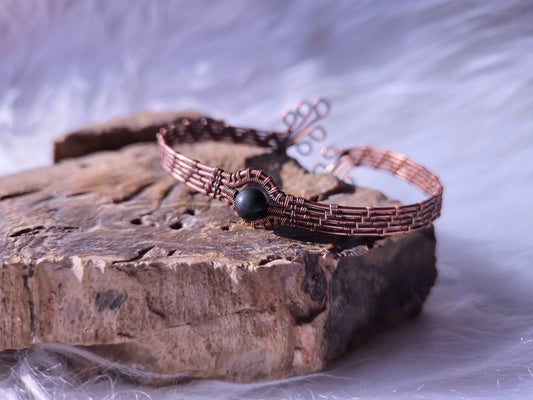 Bracelet tissé et Obsidienne (Tel que fait en direct sur Twitch)