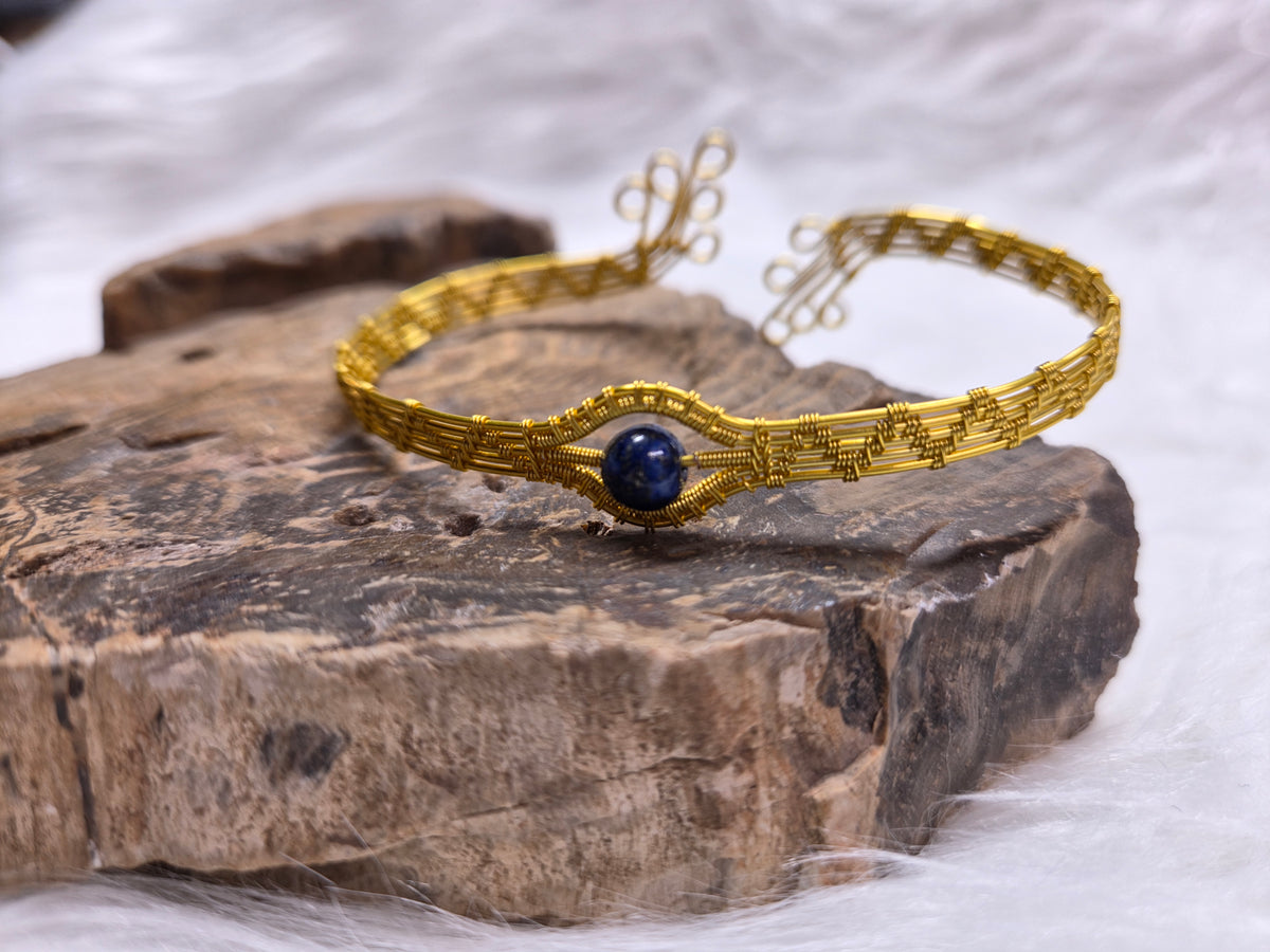 Bracelet tissé et Lapis Lazuli (Tel que fait en direct sur Twitch)
