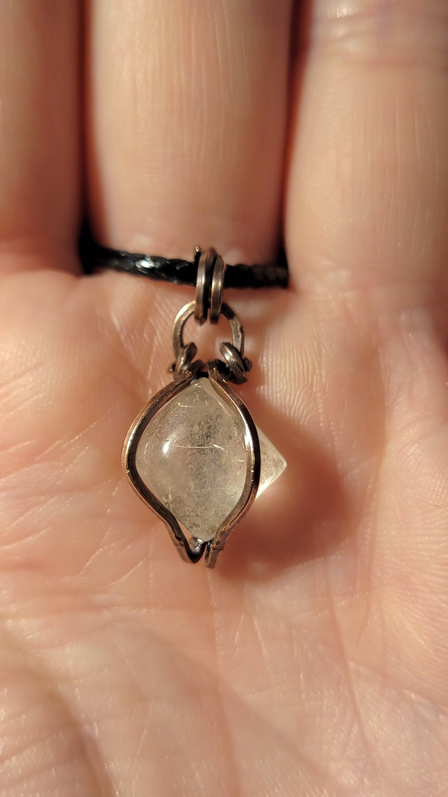 Mini Rutilated Quartz (lozange) and raw copper pendant