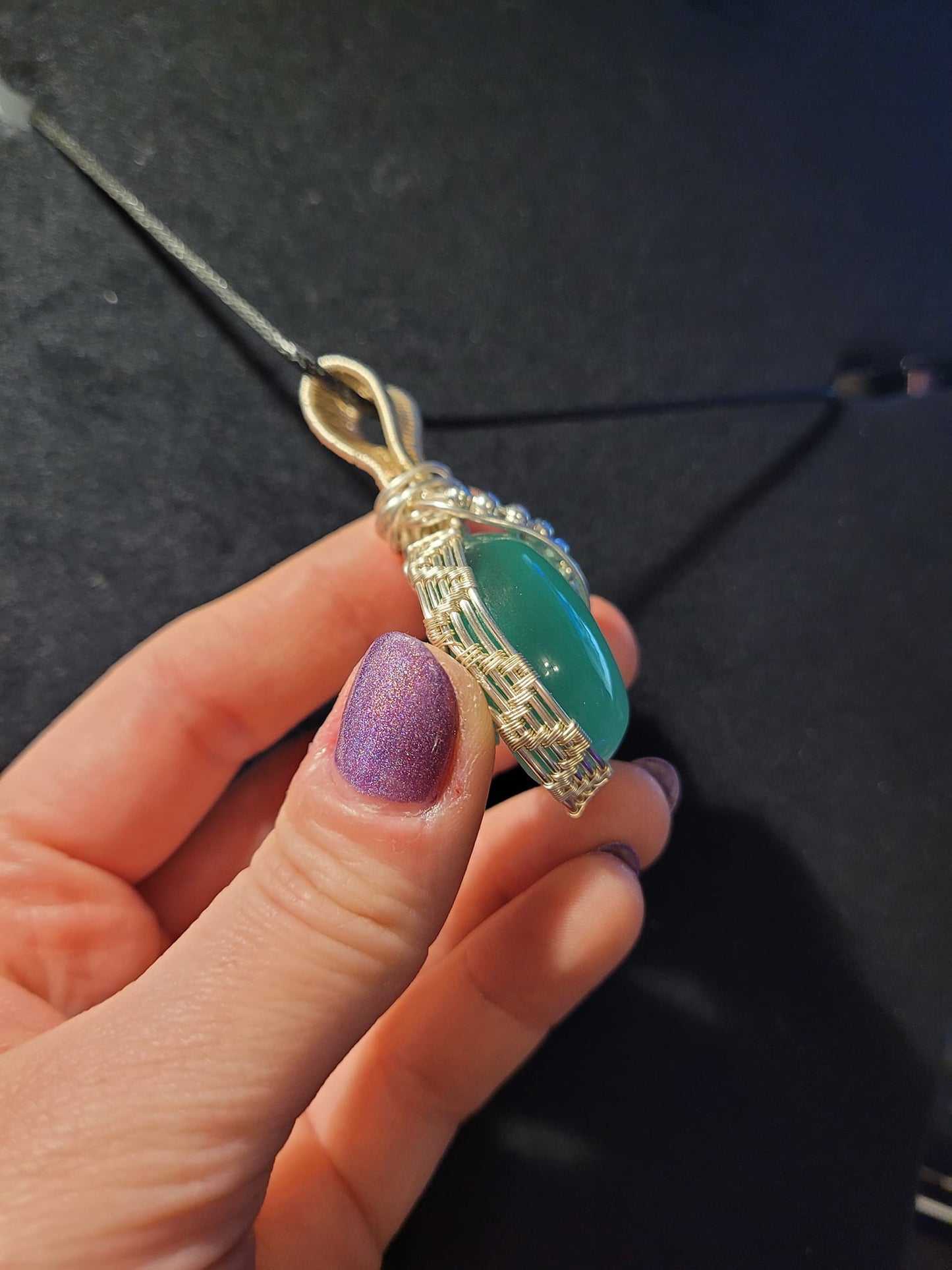 Pendentif tissé Chrysobéryl (oeil de chat) turquoise
